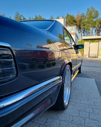 Mercedes-Benz Klasa S cena 145000 przebieg: 188000, rok produkcji 1985 z Łódź małe 211